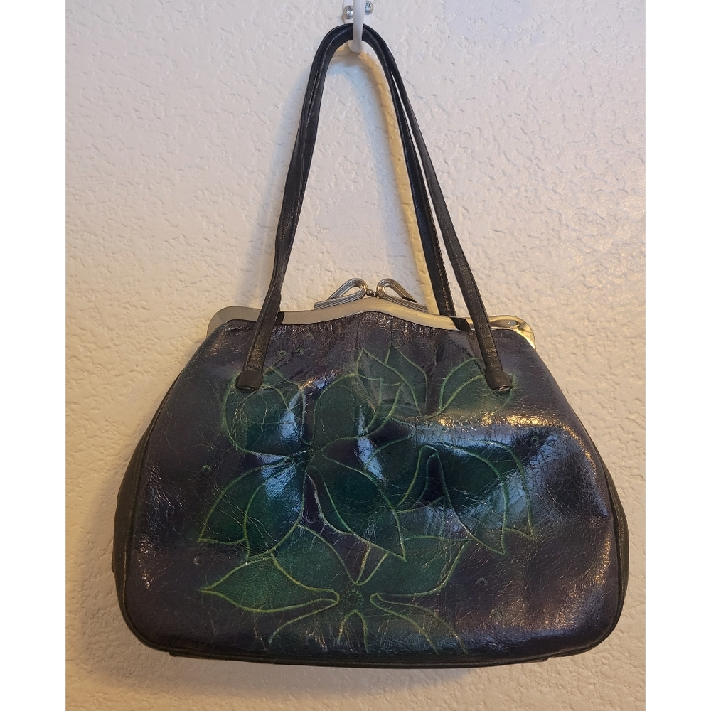 VNT leather type material Elegant Black and Green Handbag so cute mini purse